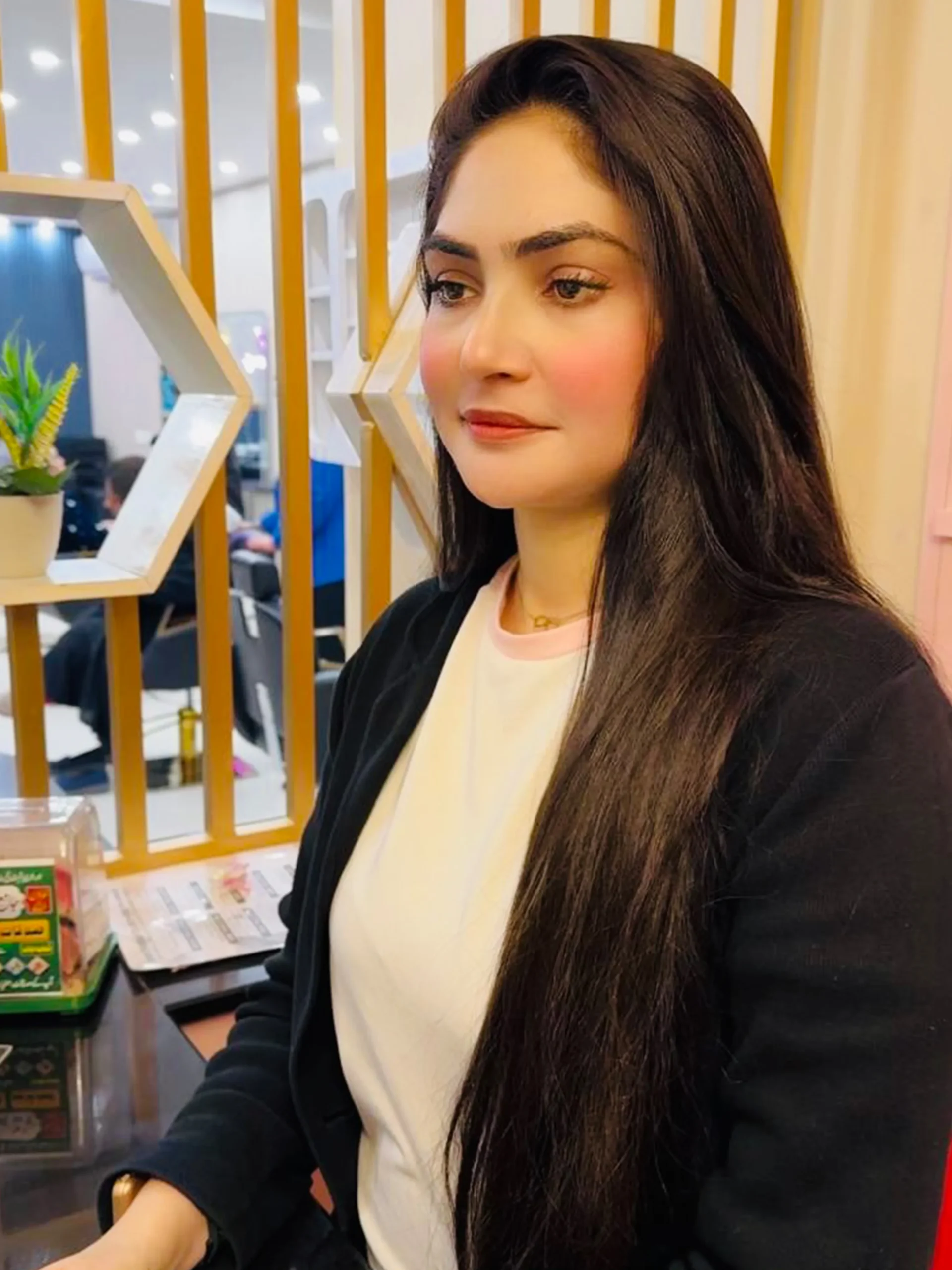 miss-gazala-ceo-ambiance-beauty-salon